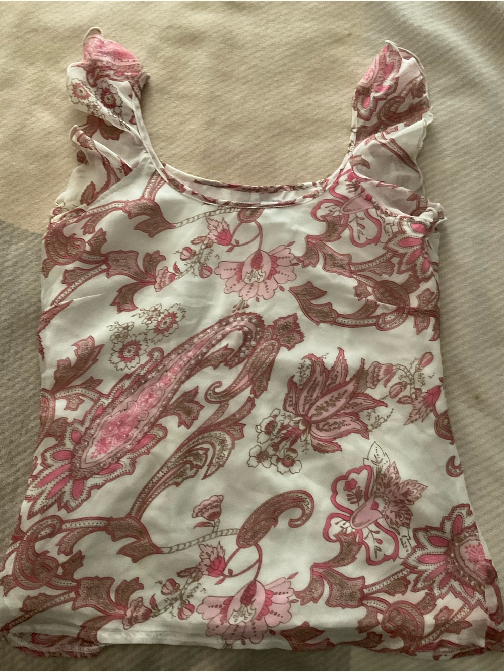Paisley Ruffle-Sleeve Sleeveless Blouse in Pink and Cream